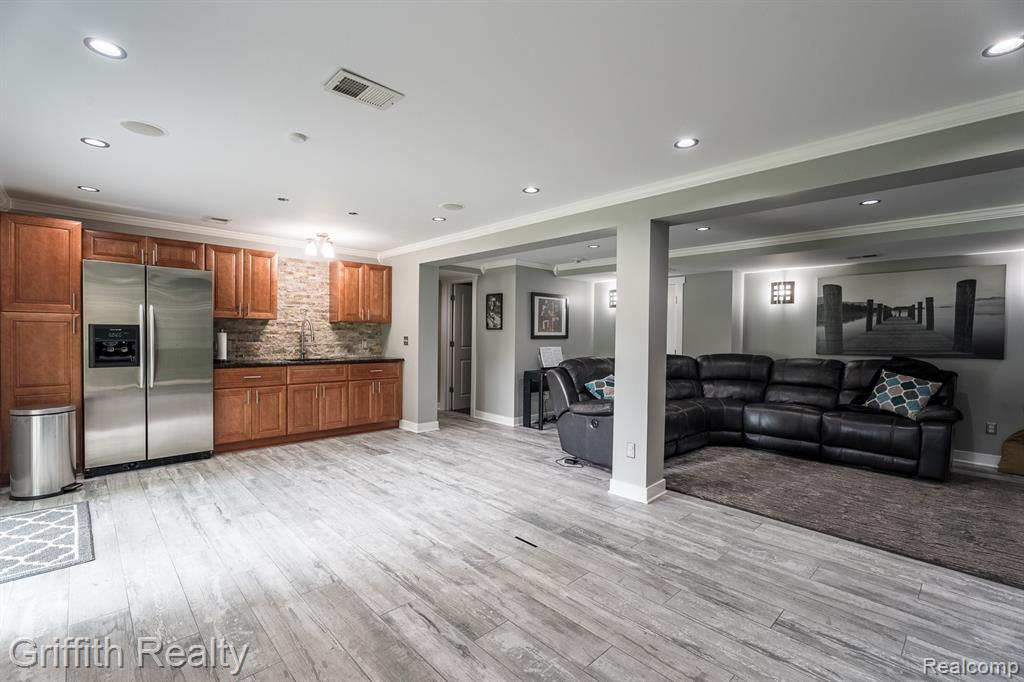 1158 Camelot Drive, Pinckney, MI 48169 — Photo 53