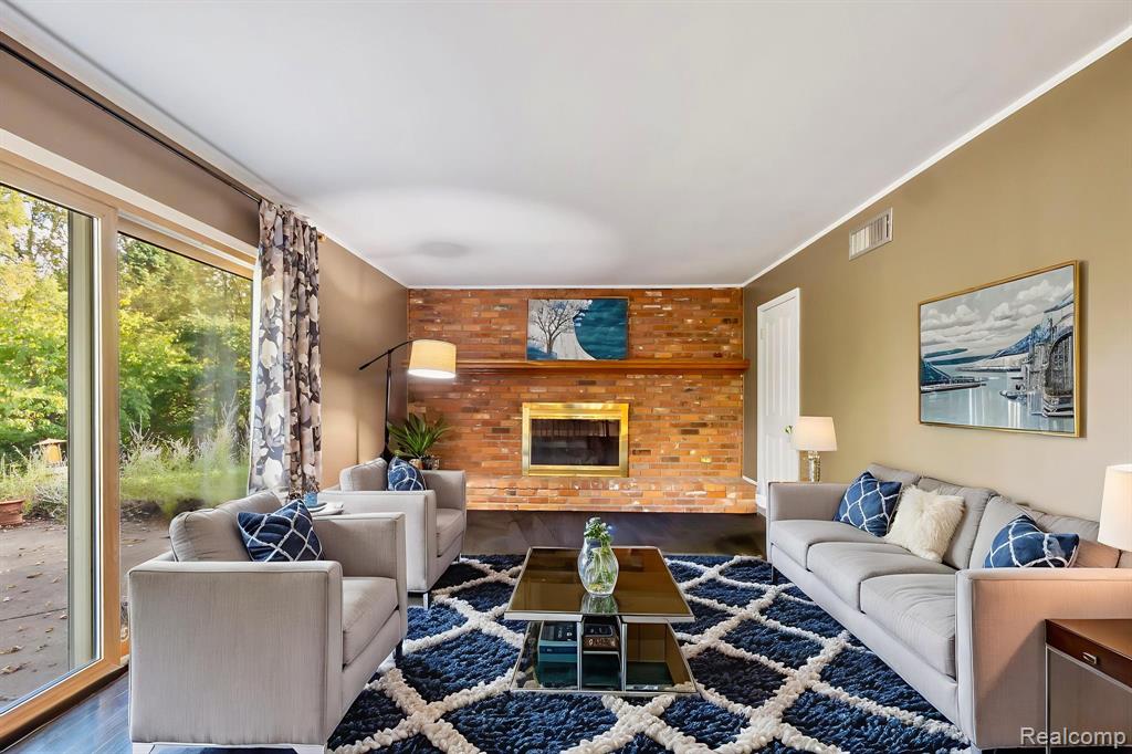 6950 Killarney Drive, Troy, MI 48098 — Photo 10