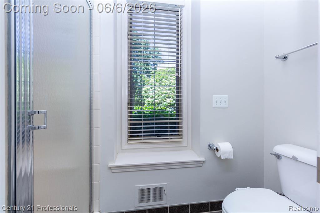 29401 Windmill Court, Farmington, MI 48334 — Photo 25
