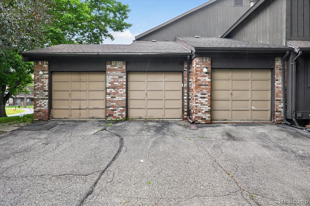 2017 Beekman Court, Flint, MI 48532 — Photo 36
