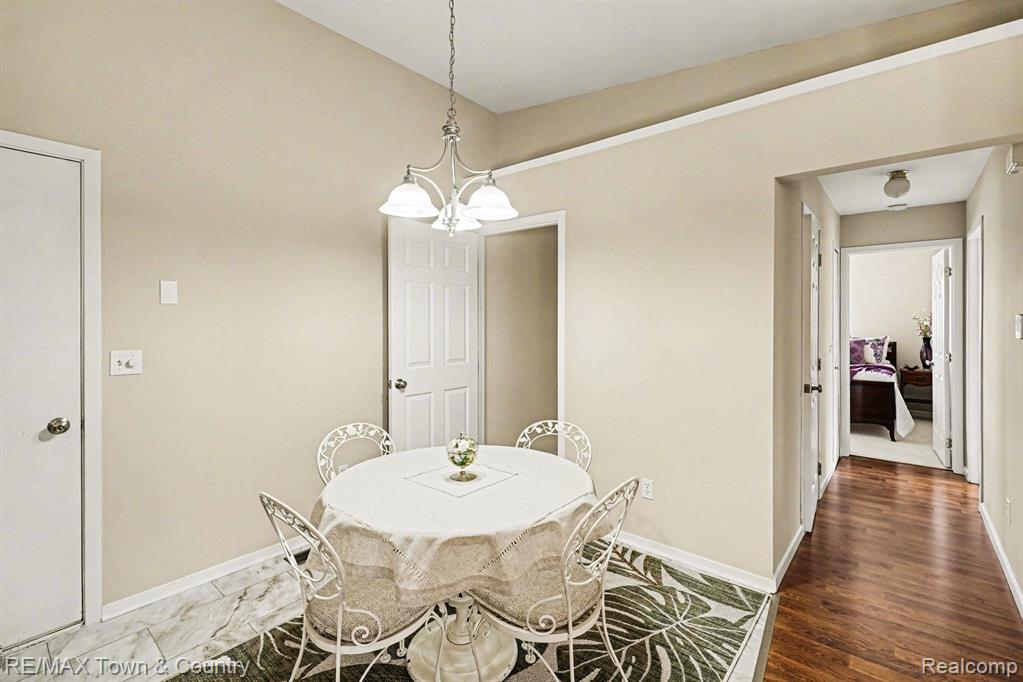9358 Parkview Circle, Grand Blanc, MI 48439 — Photo 9