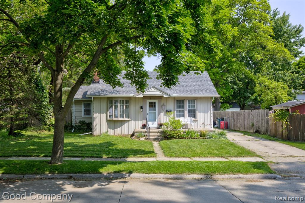585 Roth Boulevard, Clawson, MI — Photo 30
