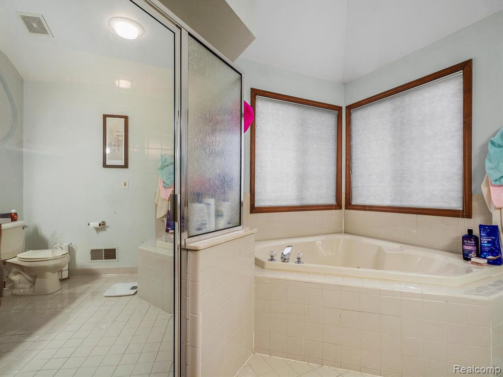 46891 EDGEWATER Drive, Macomb, MI 48044 — Photo 26