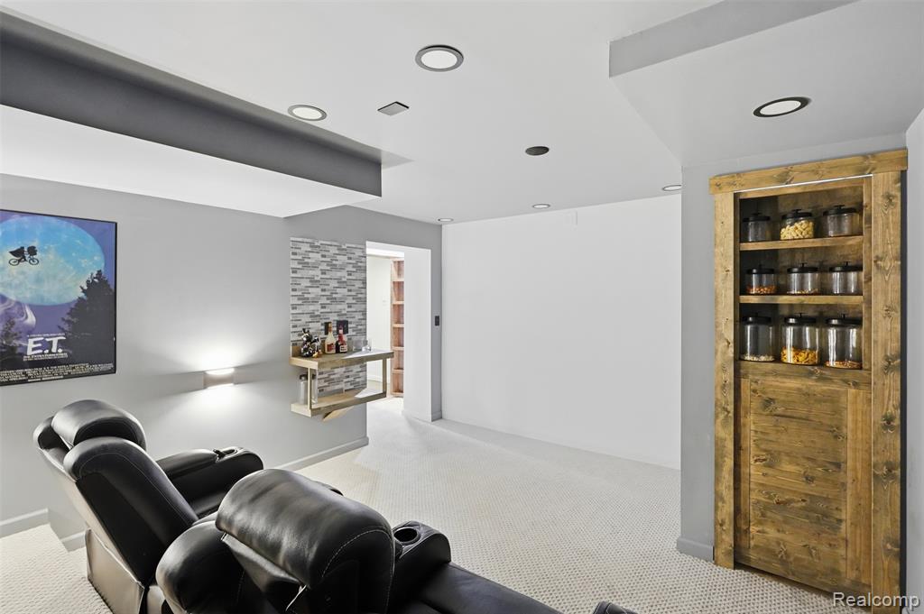 27310 Crestwood Drive, Franklin, MI 48025 — Photo 46