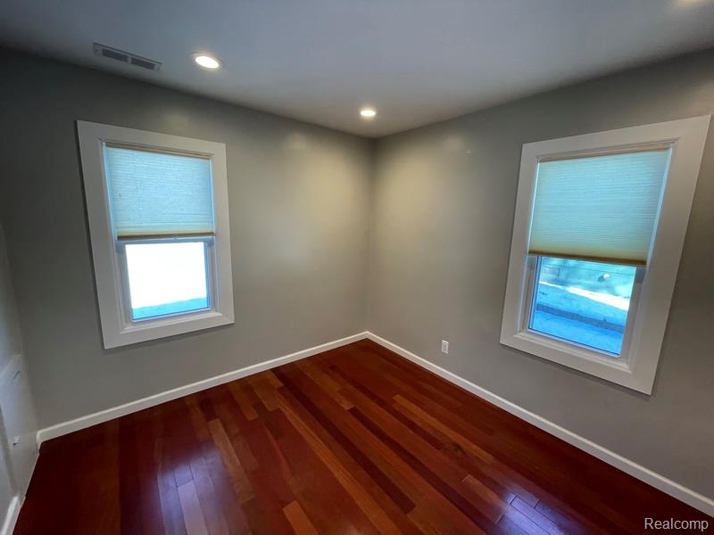 1240 WAGNER Avenue, Bloomfield Hills, MI, 48302