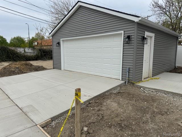 27305 Groveland Street, Madison Heights, MI 48071 — Photo 28
