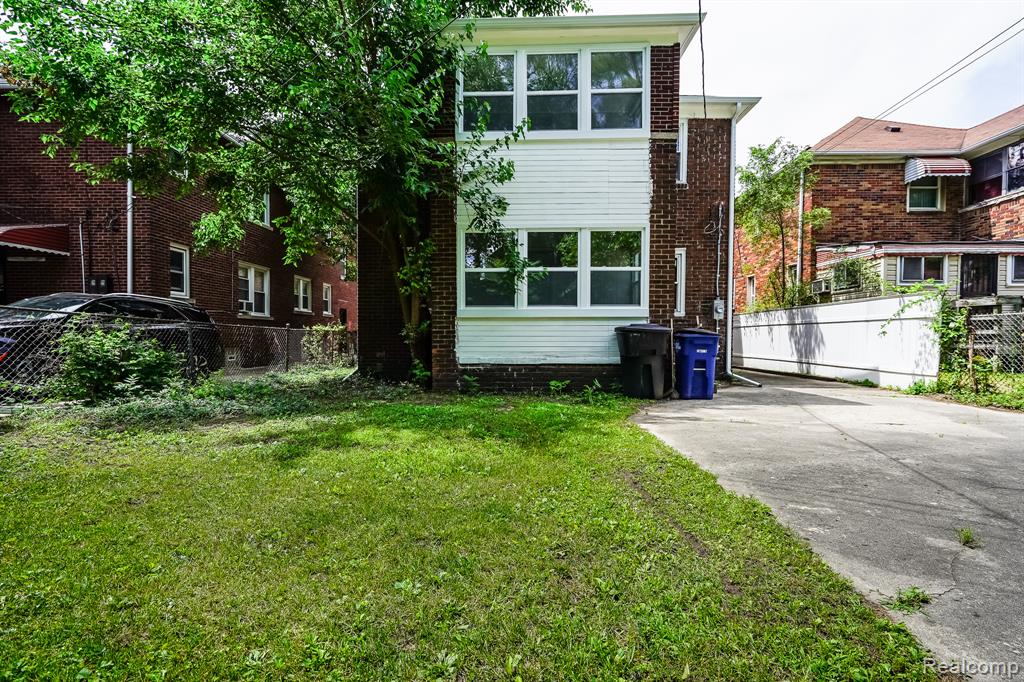 17344 WISCONSIN Street, Detroit, MI 48221 — Photo 6
