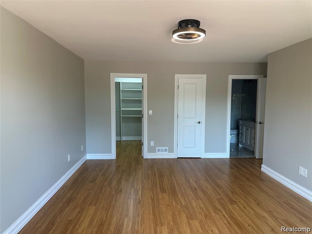7490 S Brynmawr Court, West Bloomfield, MI — Photo 22