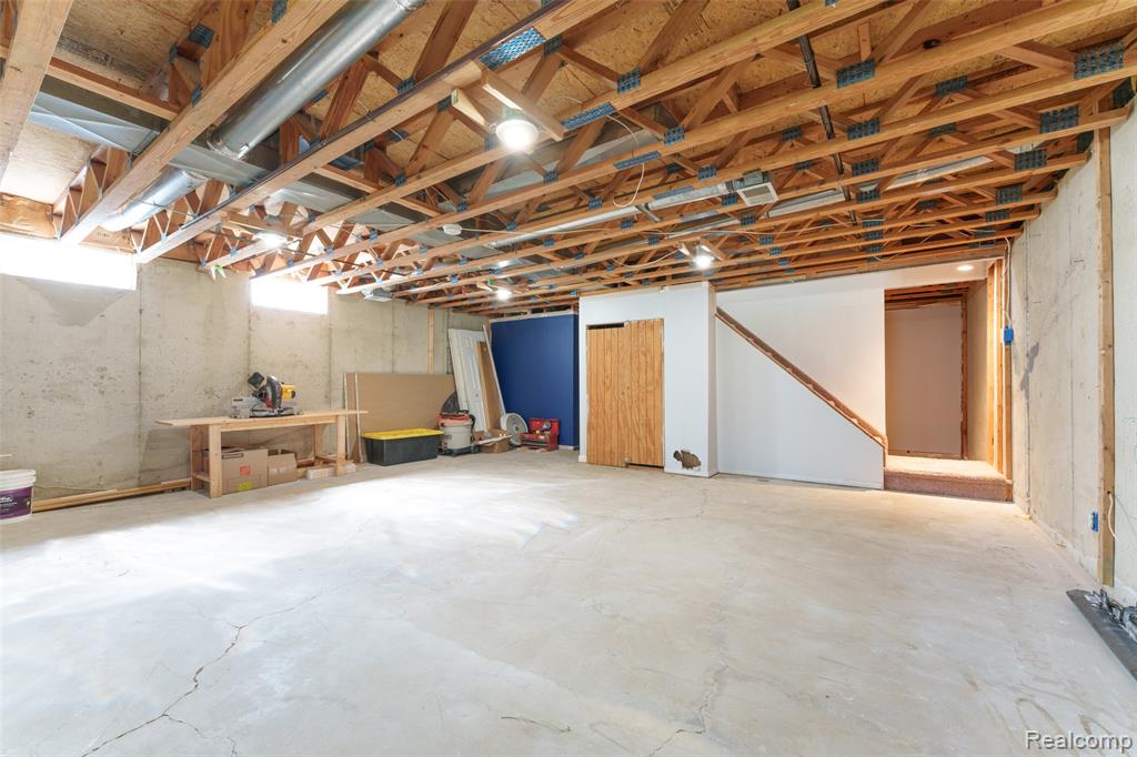 903 Jones Street, Howell, MI 48843 — Photo 16