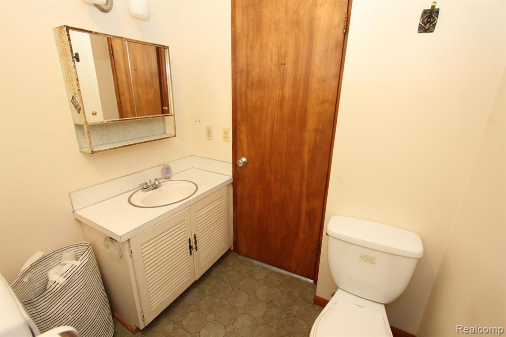 370 N YOUNGS Road, Attica, MI 48412 — Photo 46