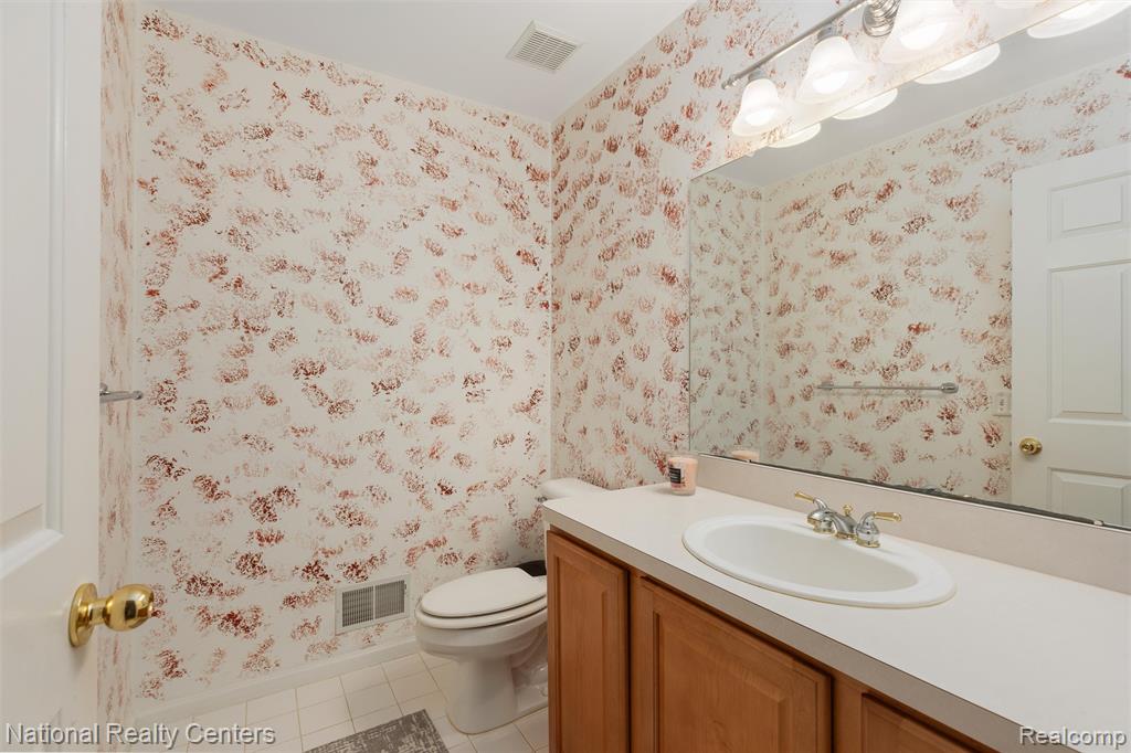678 Joshua Drive, Highland, MI 48356 — Photo 15