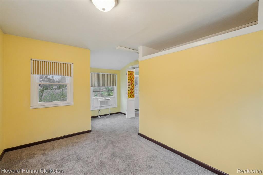 5506 Cruse Avenue, Waterford, MI 48327 — Photo 36
