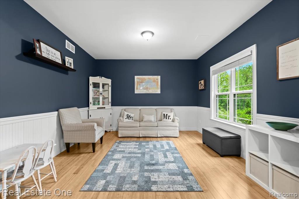 9327 VAN ANTWERP Road, Brighton, MI 48116 — Photo 10
