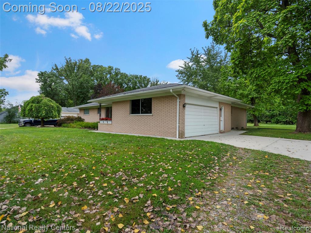 6525 Norton Drive, Troy, MI 48085 — Photo 28