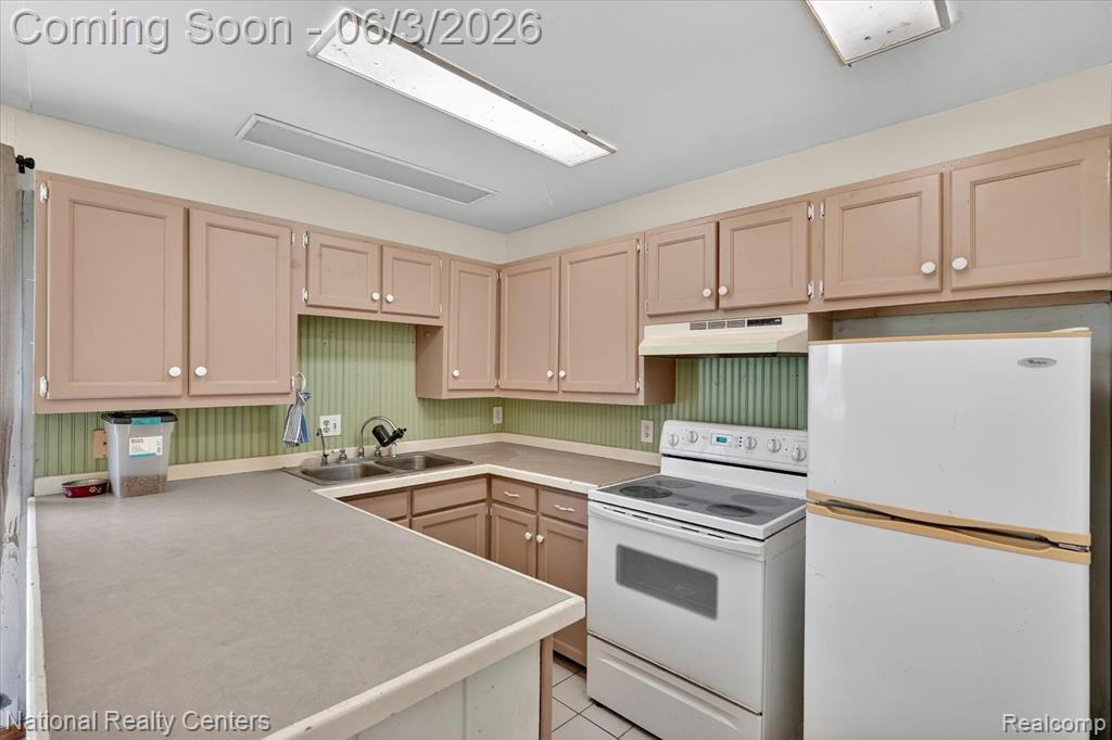 864 E Lovejoy Road, Byron, MI 48418 — Photo 44