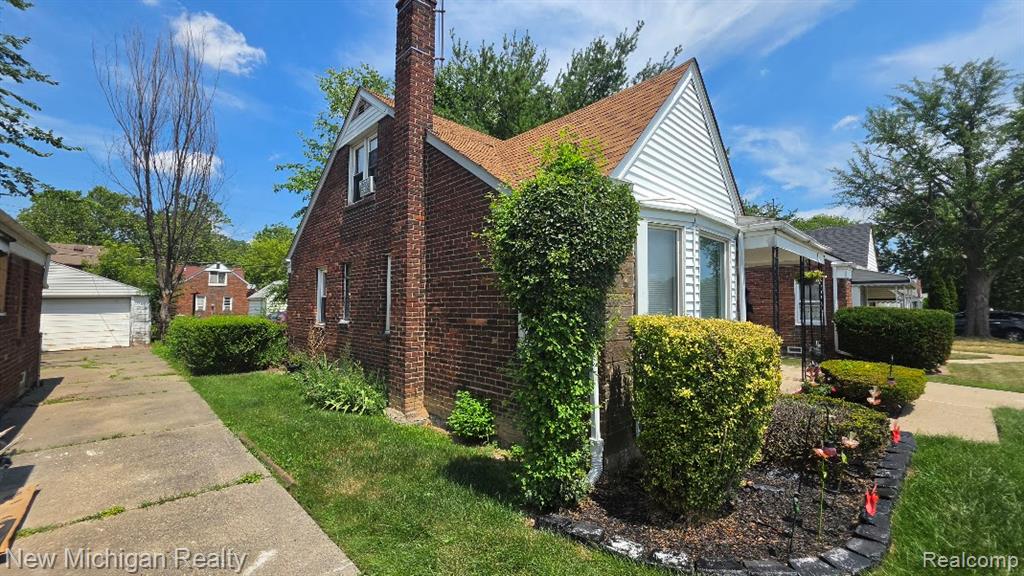 16237 Edmore Drive - Photo 2