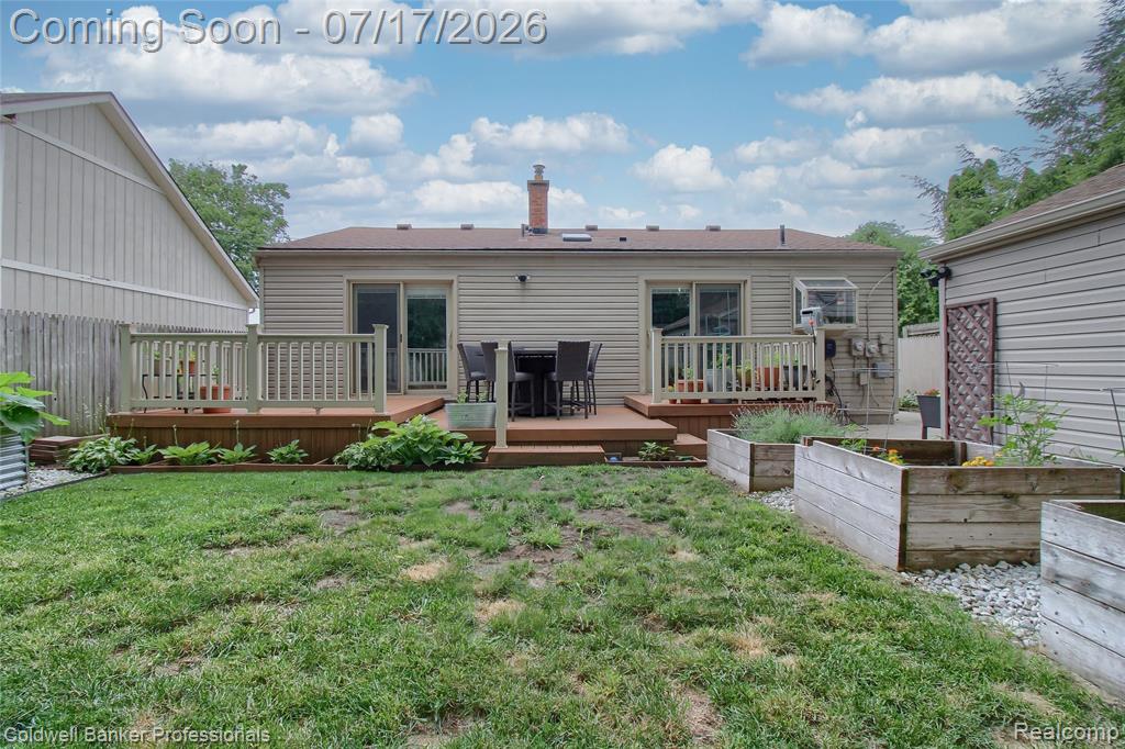 9118 Deering Street, Livonia, MI 48150 — Photo 24