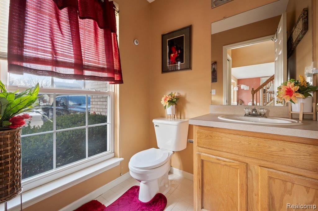 14917 BROOKSIDE Drive, Van Buren, MI 48111 — Photo 6