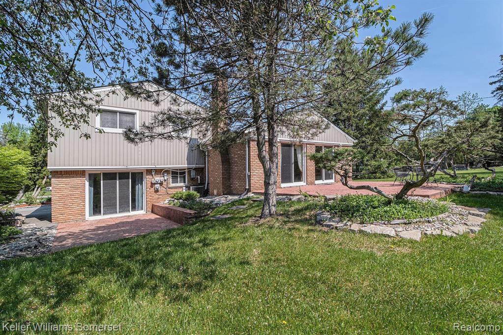 3983 NORMANWOOD, West Bloomfield, MI 48323 — Photo 24