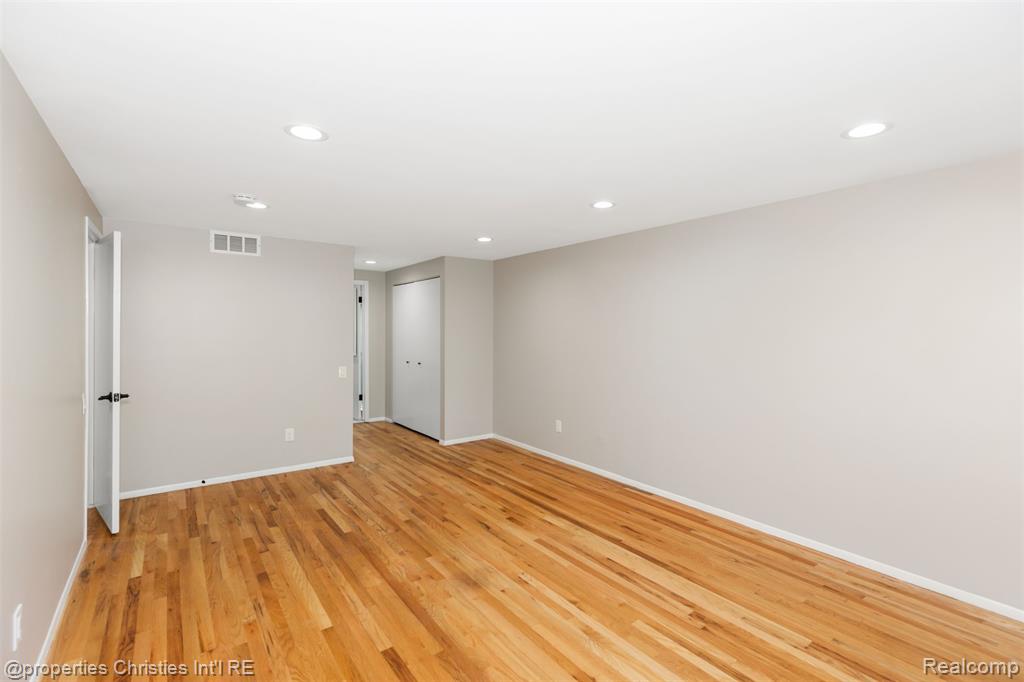 4027 Old Dominion Drive, West Bloomfield, MI 48323 — Photo 26
