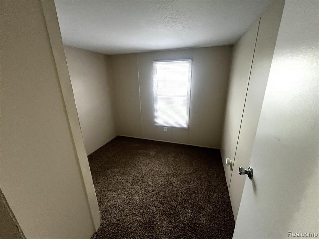 80 Pool Drive, Metamora, MI 48455 — Photo 14