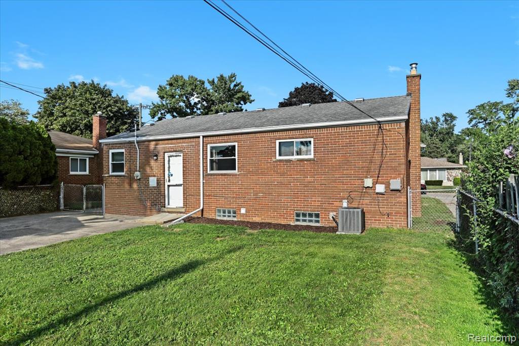 9213 Virgil Avenue, Redford, MI 48239 — Photo 24