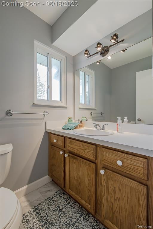 880 Joslyn Road, Lake Orion, MI 48362 — Photo 17