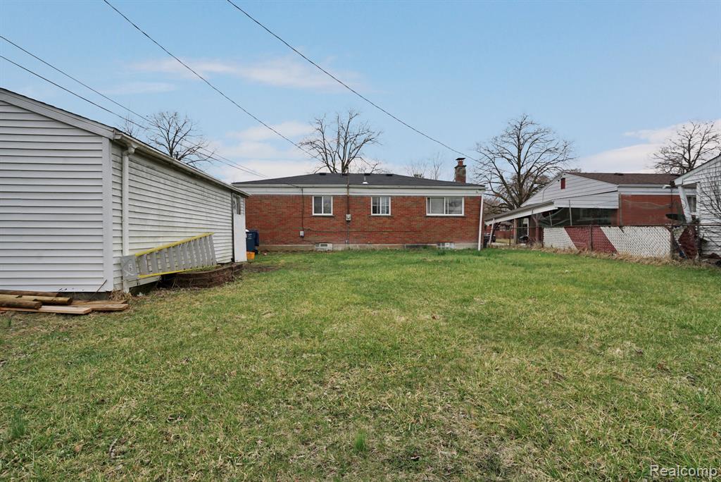 5616 Griggs Drive, Flint, MI 48504 — Photo 17