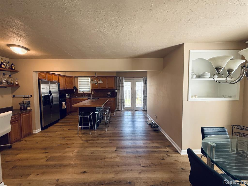 669 CHIPPEWA Street, Mount Clemens, MI 48043 — Photo 18