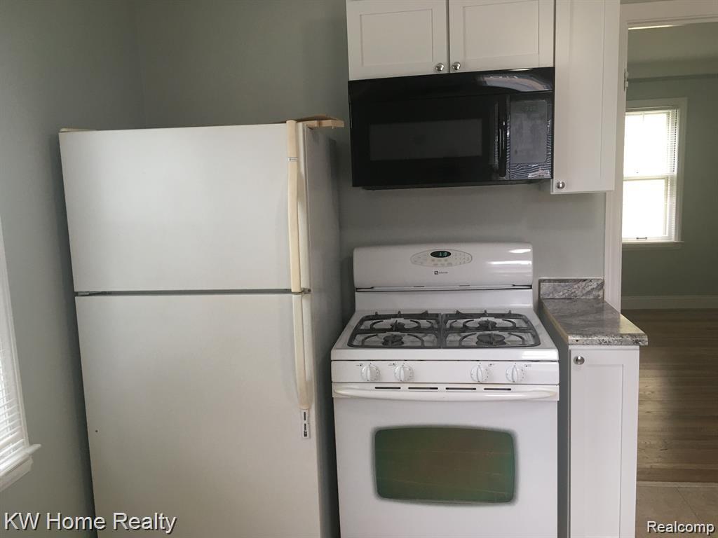 4014 Gardner Avenue, Berkley, MI 48072 — Photo 7