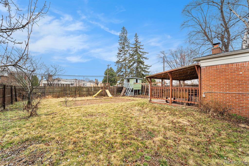 4750 LA CHENE Drive, Warren, MI 48092 — Photo 24