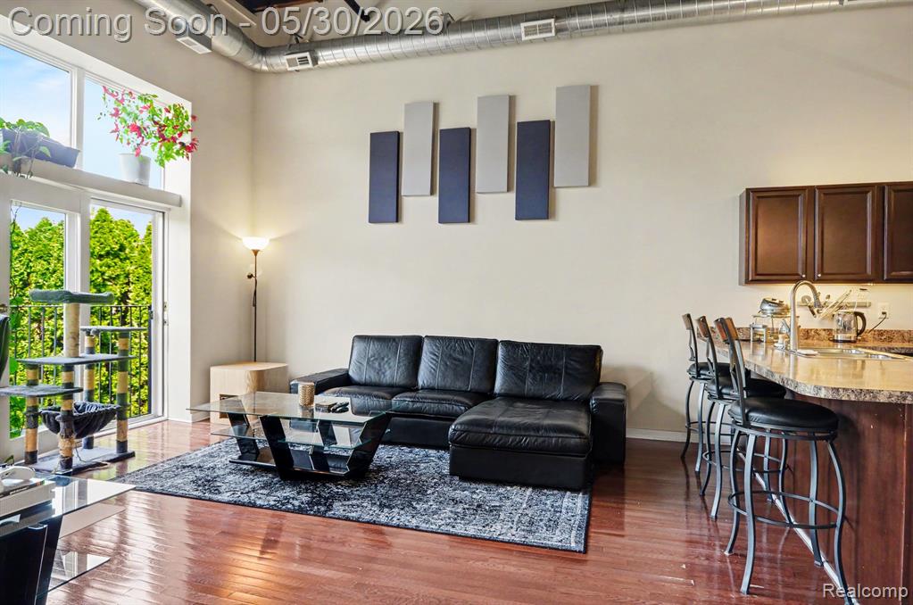 98 Northbound Gratiot Avenue, 12, Mount Clemens, MI 48043 — Photo 3