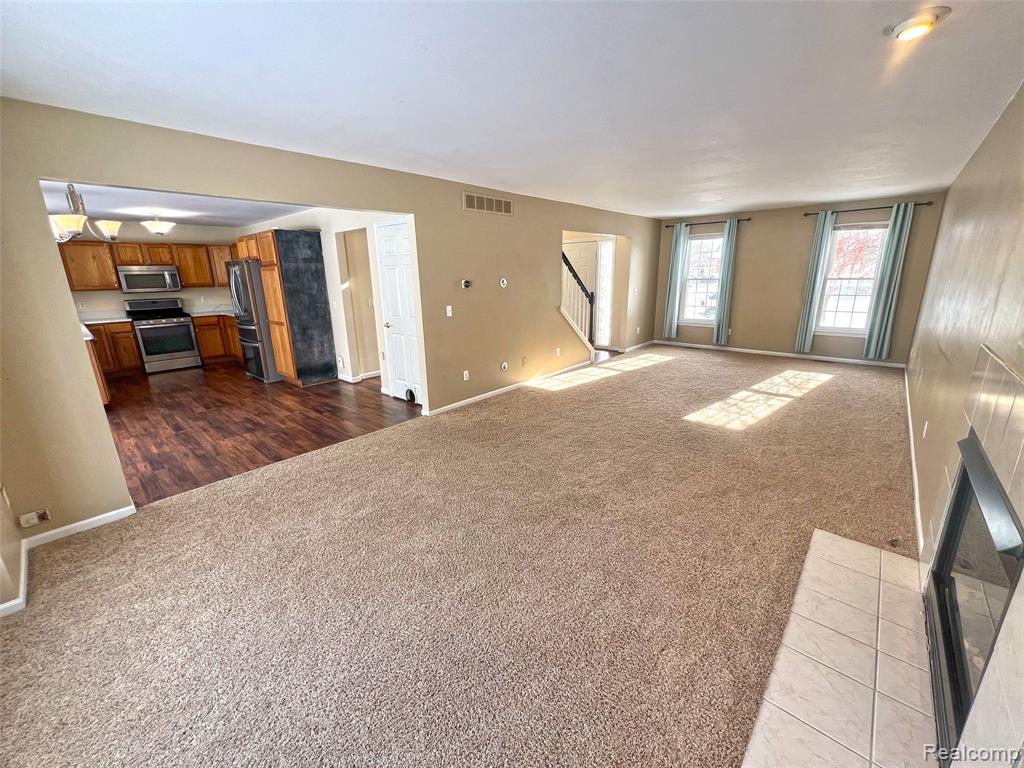 47546 Belmont Drive, Belleville, MI 48111 — Photo 11
