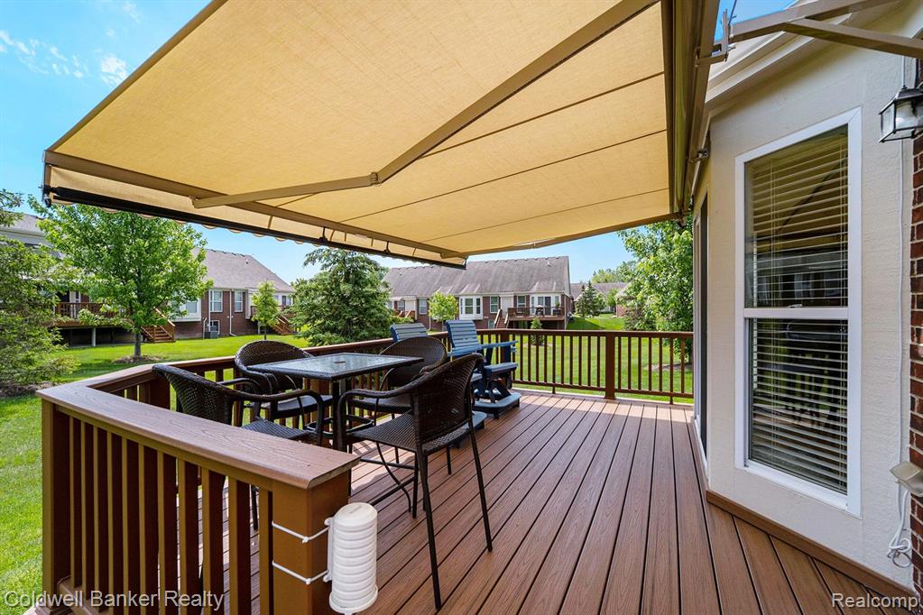 1360 Gloucester Court, Commerce Twp, MI 48390 — Photo 22