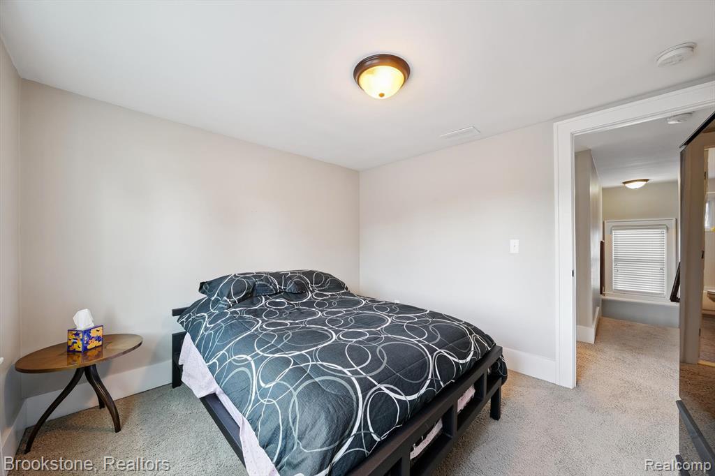 718 Irving Avenue, Royal Oak, MI 48067 — Photo 31