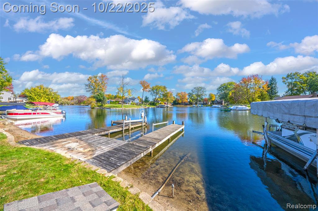 3996 Araby Court, Highland, MI 48356 — Photo 11