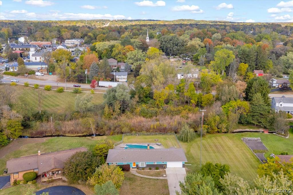 6710 Laurelton, Clarkston, MI — Photo 37