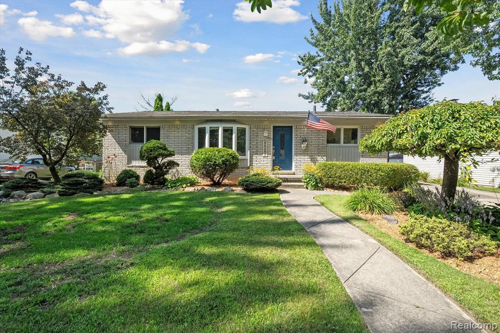 50293 PEGGY Lane, Chesterfield, MI 48047 — Photo 5
