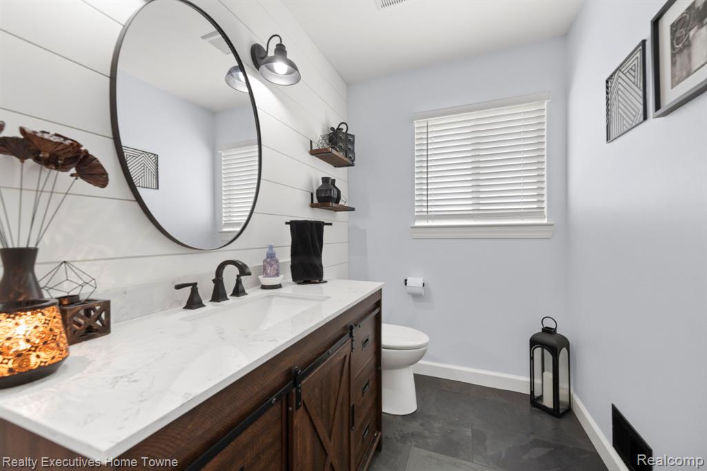 30786 Bramble Court, Chesterfield, MI — Photo 12
