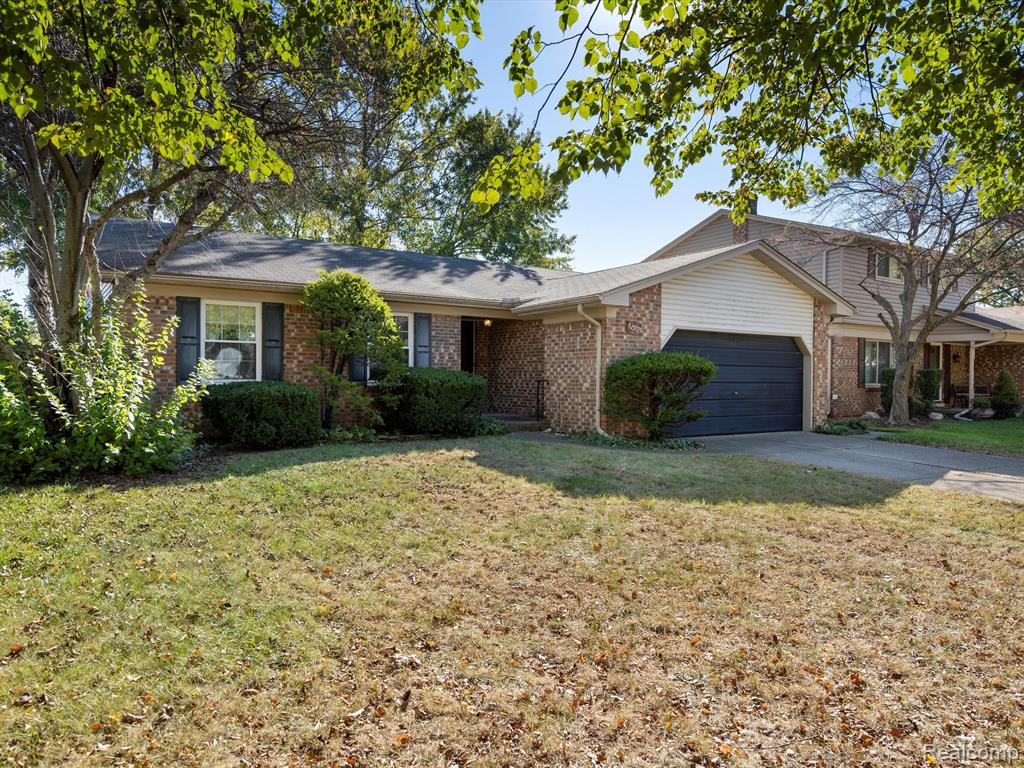 42909 LOMBARDY Drive, Canton, MI 48187 — Photo 2