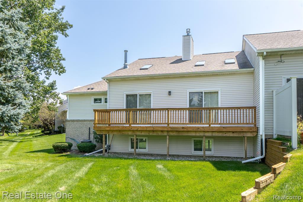 61024 Evergreen Court, 23, South Lyon, MI 48178 — Photo 41