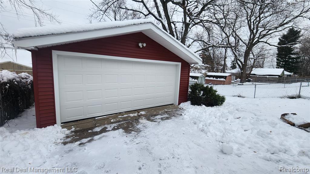 49 E Fairmount Avenue, Pontiac, MI 48340 — Photo 3