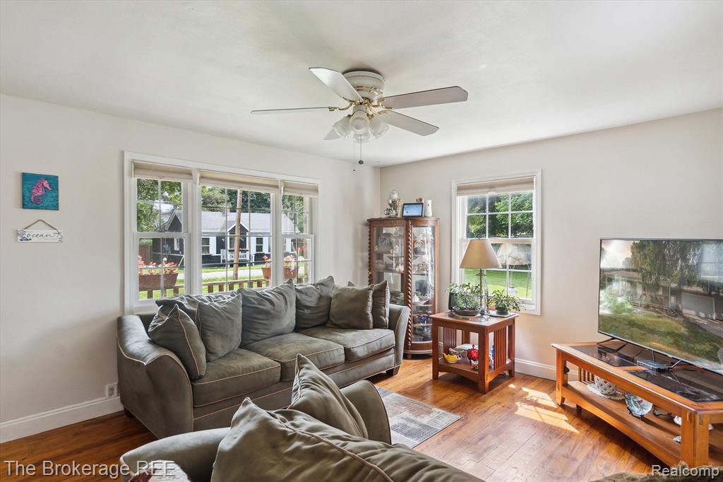 3880 PLEASANT Street, Dryden, MI 48428 — Photo 6