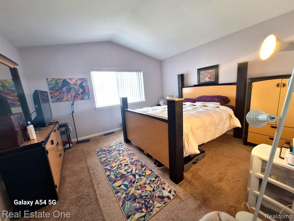 26707 ASHTON Drive, Woodhaven, MI 48183 — Photo 22