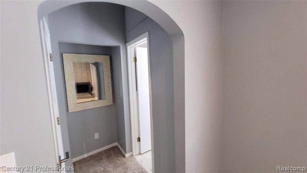 575 Troyvally Street, Troy, MI 48098 — Photo 17