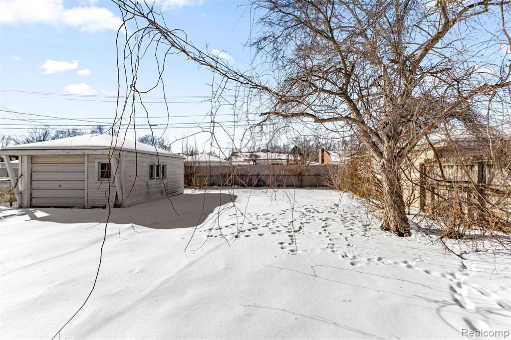 9327 Columbia, Redford, MI 48239 — Photo 41