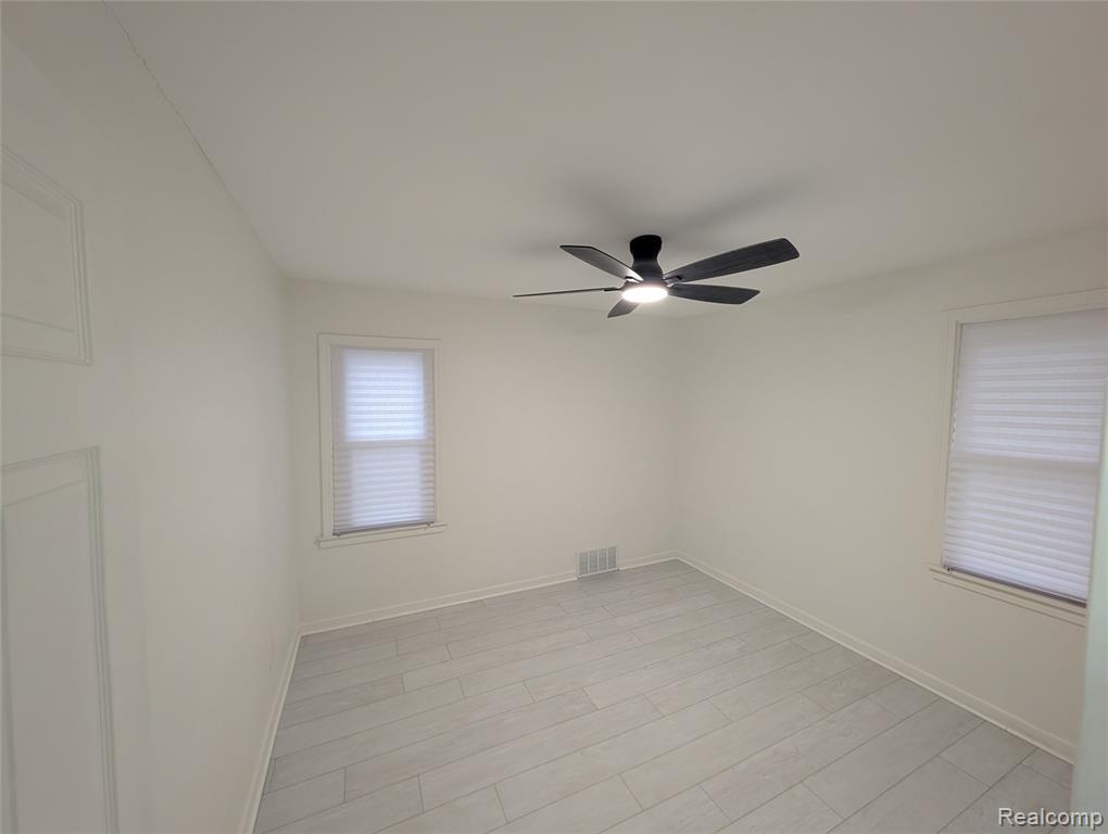 8459 Pierson Street, Detroit, MI 48228 — Photo 17