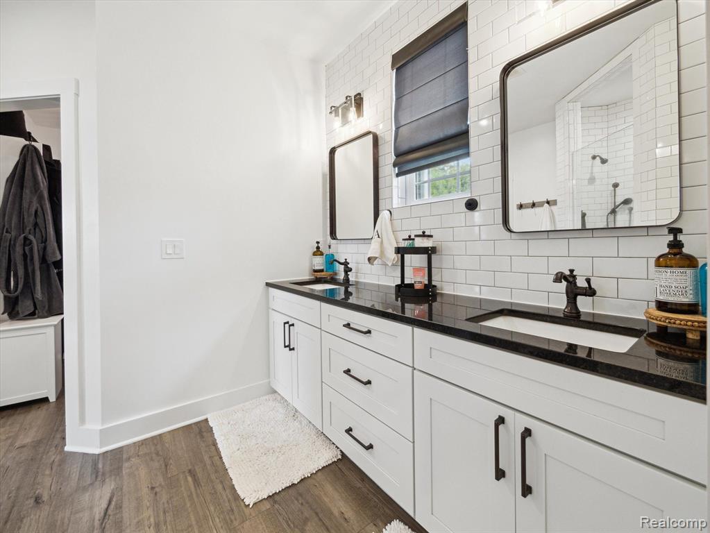 5330 VASSAR Road, Grand Blanc, MI 48439 — Photo 33