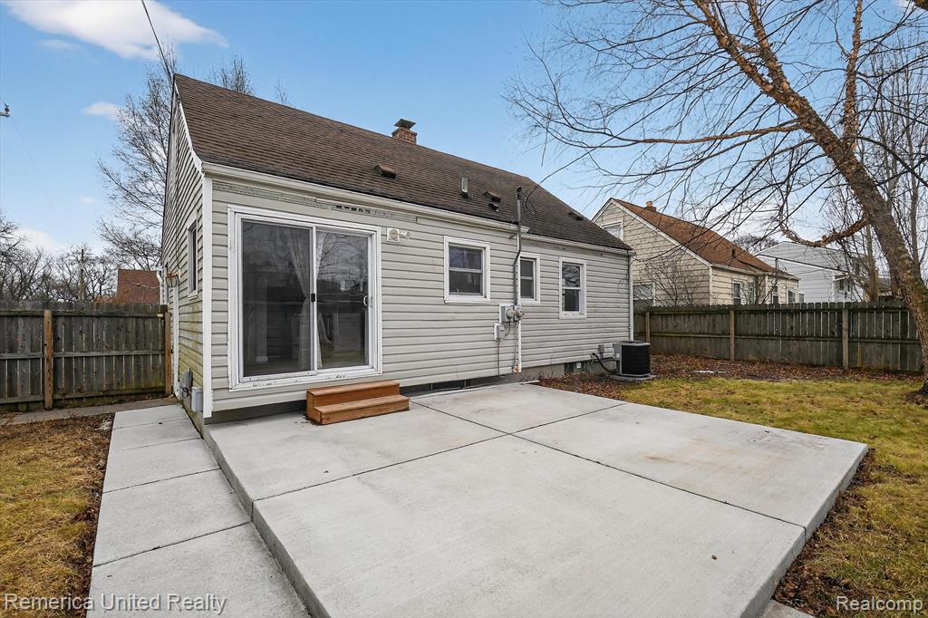 508 S Chocolay Avenue, Clawson, MI — Photo 22