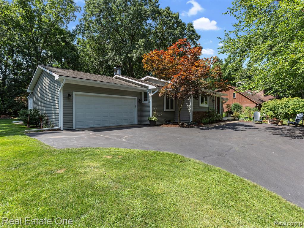 5026 GALLAGHER Boulevard, Whitmore Lake, MI 48189 — Photo 29